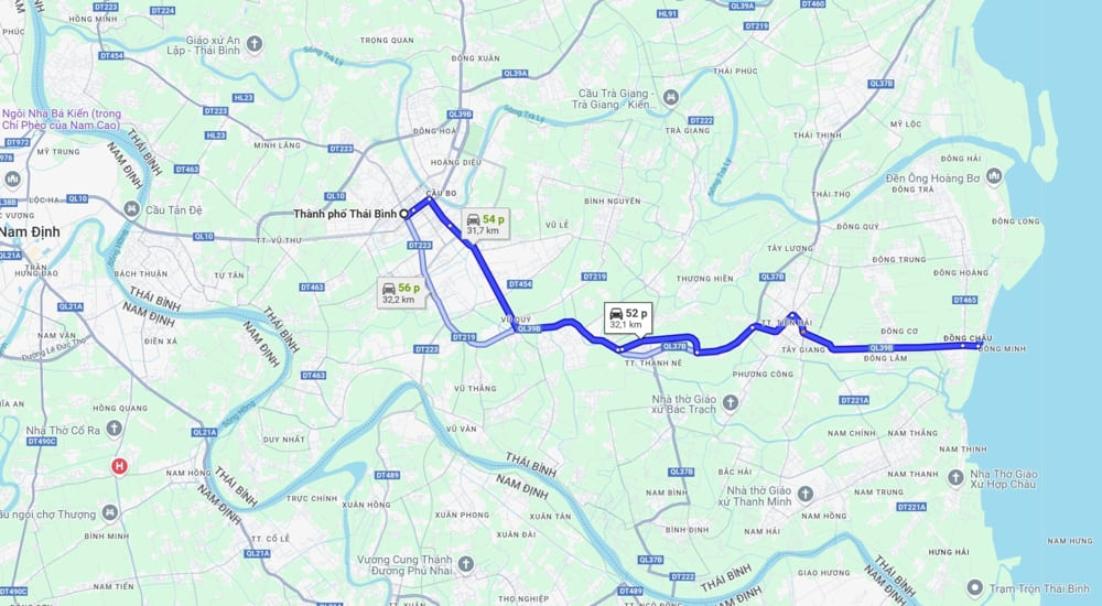 Bãi biển Đồng Châu cách trung tâm thành phố 30 - 35km (Nguồn: Internet).